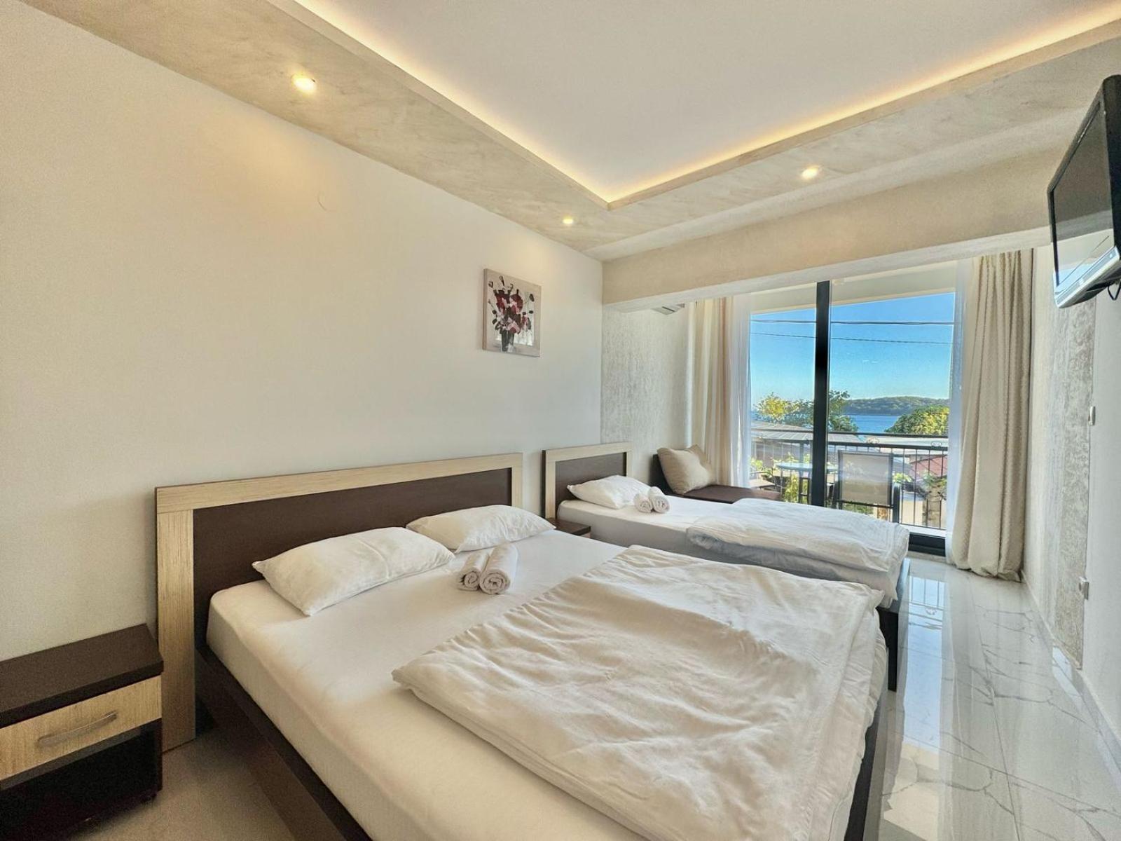 Hotel Palma Jaz Budva Kültér fotó
