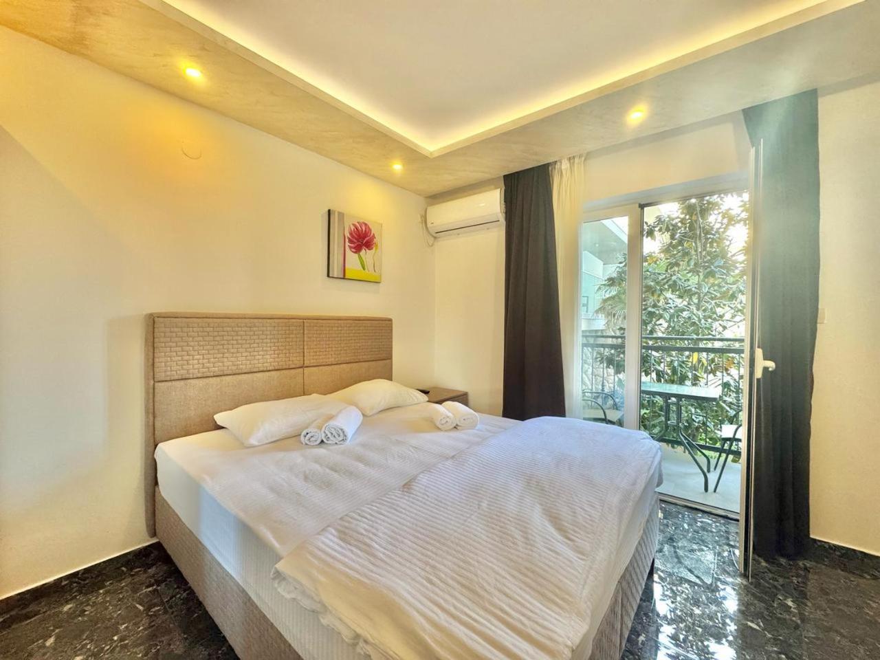 Hotel Palma Jaz Budva Kültér fotó