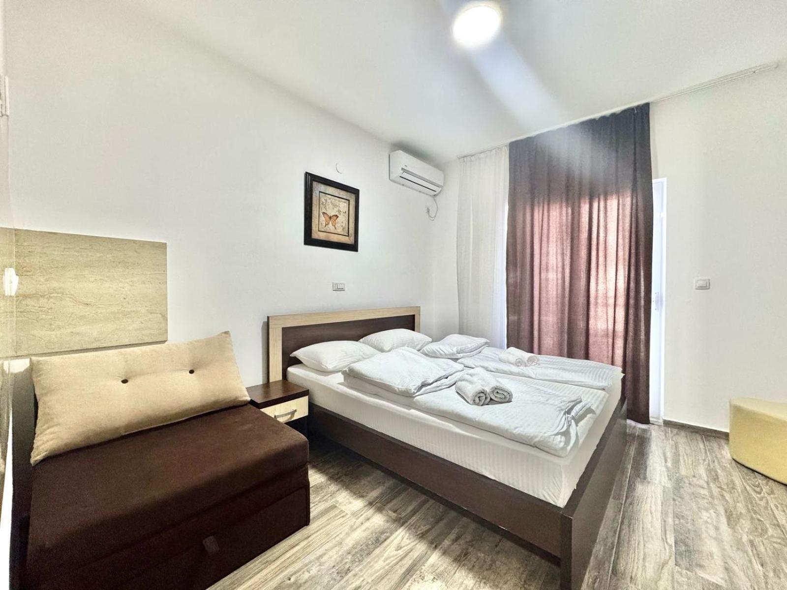 Hotel Palma Jaz Budva Kültér fotó